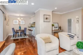 Photo #2: 41040842 Listing