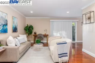 Photo #4: 41040842 Listing
