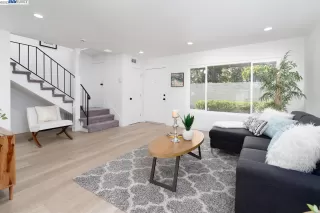 Photo #5: 41040918 Listing