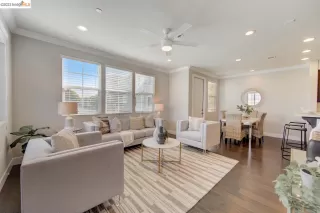 Photo #3: 41040935 Listing