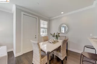 Photo #5: 41040935 Listing