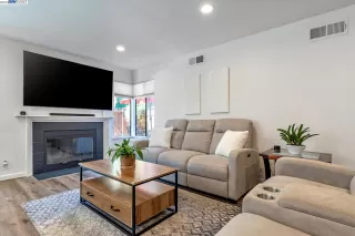 Photo #1: 41040960 Listing 