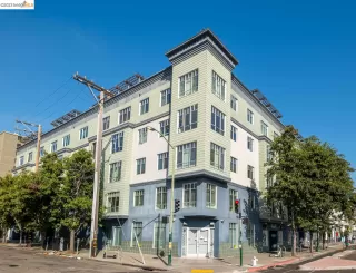 More Details about MLS # 41040967 : 2407 TELEGRAPH # 205