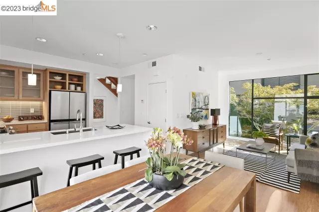 MLS: 41040974 Condo For Sale