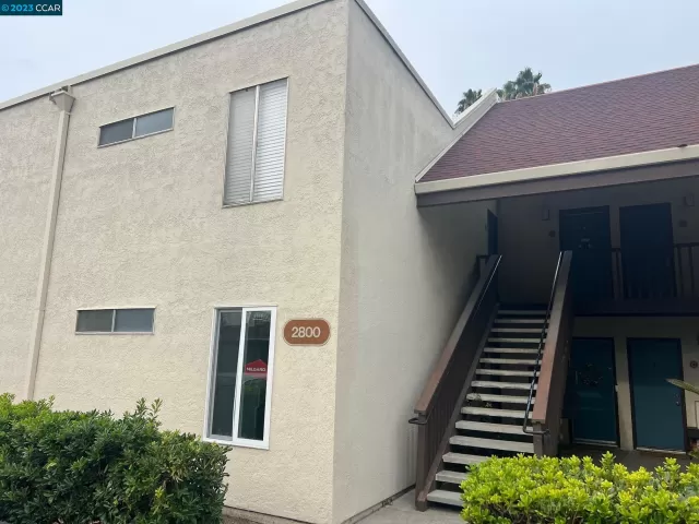 MLS: 41040981 Condo For Sale