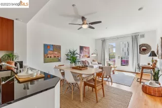 Photo #2: 41041111 Listing