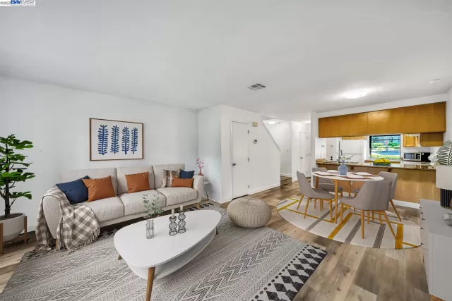 MLS: 41041424 Condo For Sale