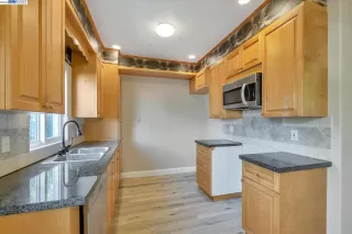 Photo #2: 41041436 Listing 