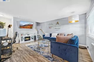 Photo #3: 41041535 Listing