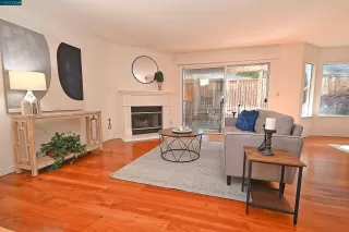 Photo #2: 41041667 Listing