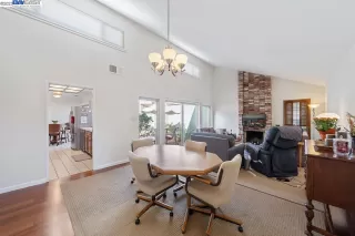 Photo #4: 41041682 Listing