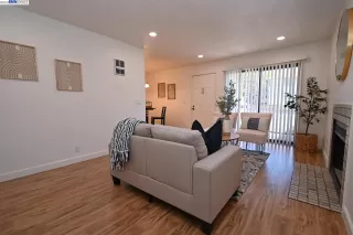 Photo #5: 41041696 Listing