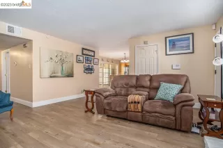 Photo #4: 41041720 Listing 