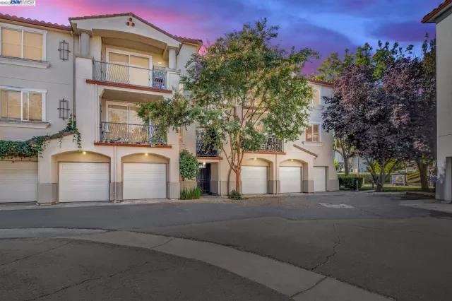 MLS: 41041785 Condo For Sale