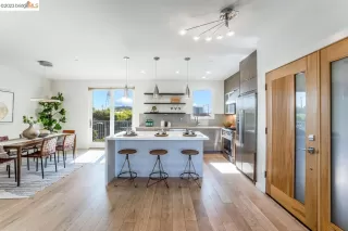 Photo #6: 41041801 Listing