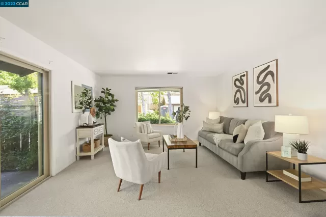 MLS: 41041857 Condo For Sale