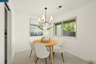 Photo #2: 41041857 Listing