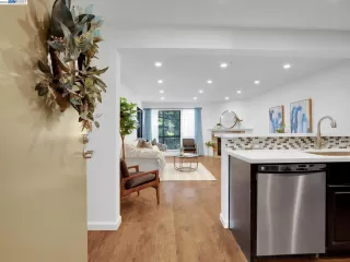 Photo #1: 41041897 Listing 