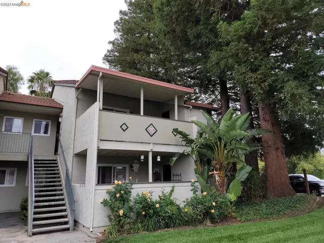 MLS: 41041985 Condo For Sale