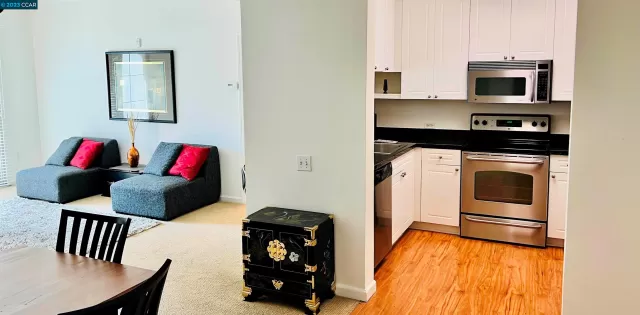 MLS: 41042118 Condo For Sale