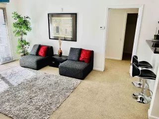 Photo #1: 41042118 Listing