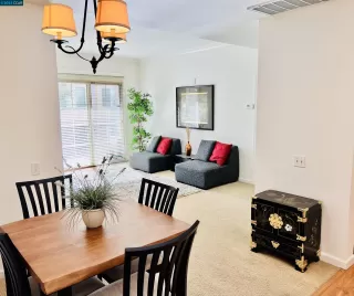 Photo #2: 41042118 Listing