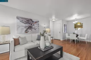 Photo #4: 41042175 Listing