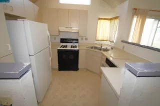 Photo #5: 41042193 Listing 