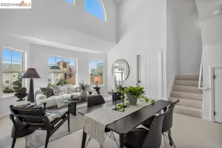 Photo #6: 41042219 Listing