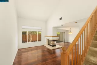 Photo #2: 41042249 Listing