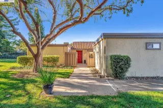 Photo #1: 41042282 Listing