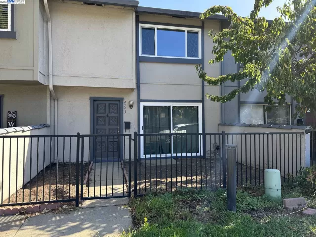 MLS: 41042329 Condo For Sale