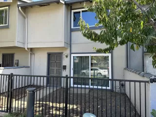 Photo #1: 41042329 Listing