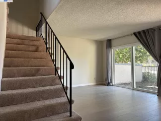 Photo #3: 41042329 Listing