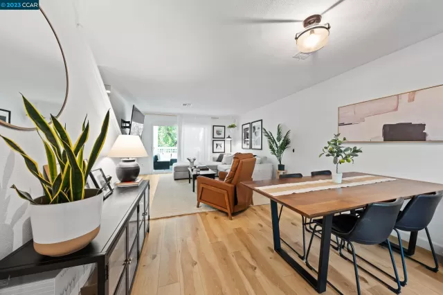 MLS: 41042351 Condo For Sale