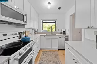 Photo #5: 41042351 Listing