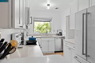 Photo #6: 41042351 Listing