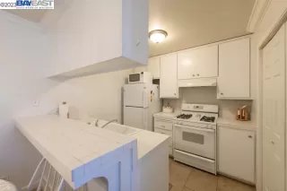 Photo #6: 41042373 Listing