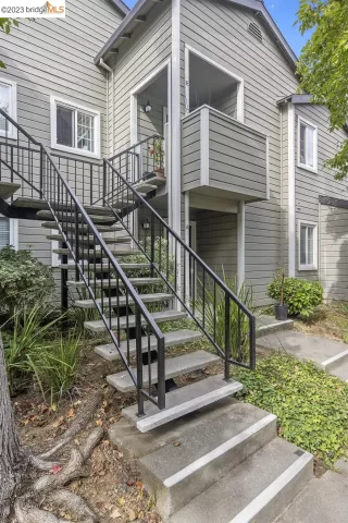 Photo #1: 41042419 Listing