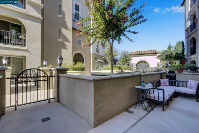 MLS: 41042436 Condo For Sale