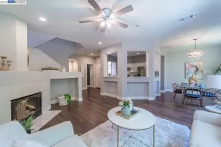 Photo #6: 41042458 Listing