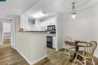 Photo #5: 41042478 Listing 