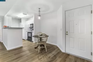 Photo #6: 41042478 Listing 