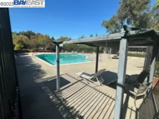 Photo #5: 41042563 Listing 