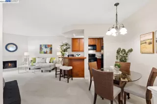 Photo #1: 41042566 Listing