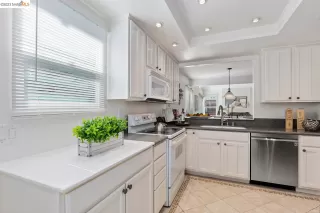Photo #6: 41042729 Listing