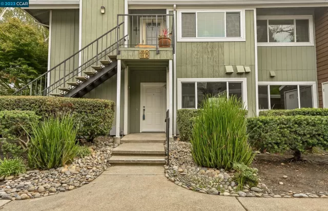 MLS: 41042759 Condo For Sale