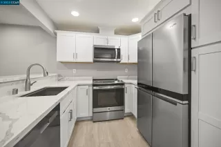 Photo #6: 41042759 Listing 