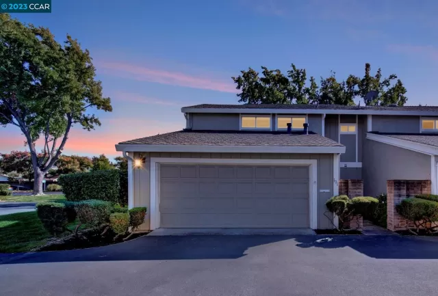 MLS: 41042791 Condo For Sale