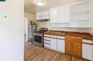 Photo #3: 41042797 Listing